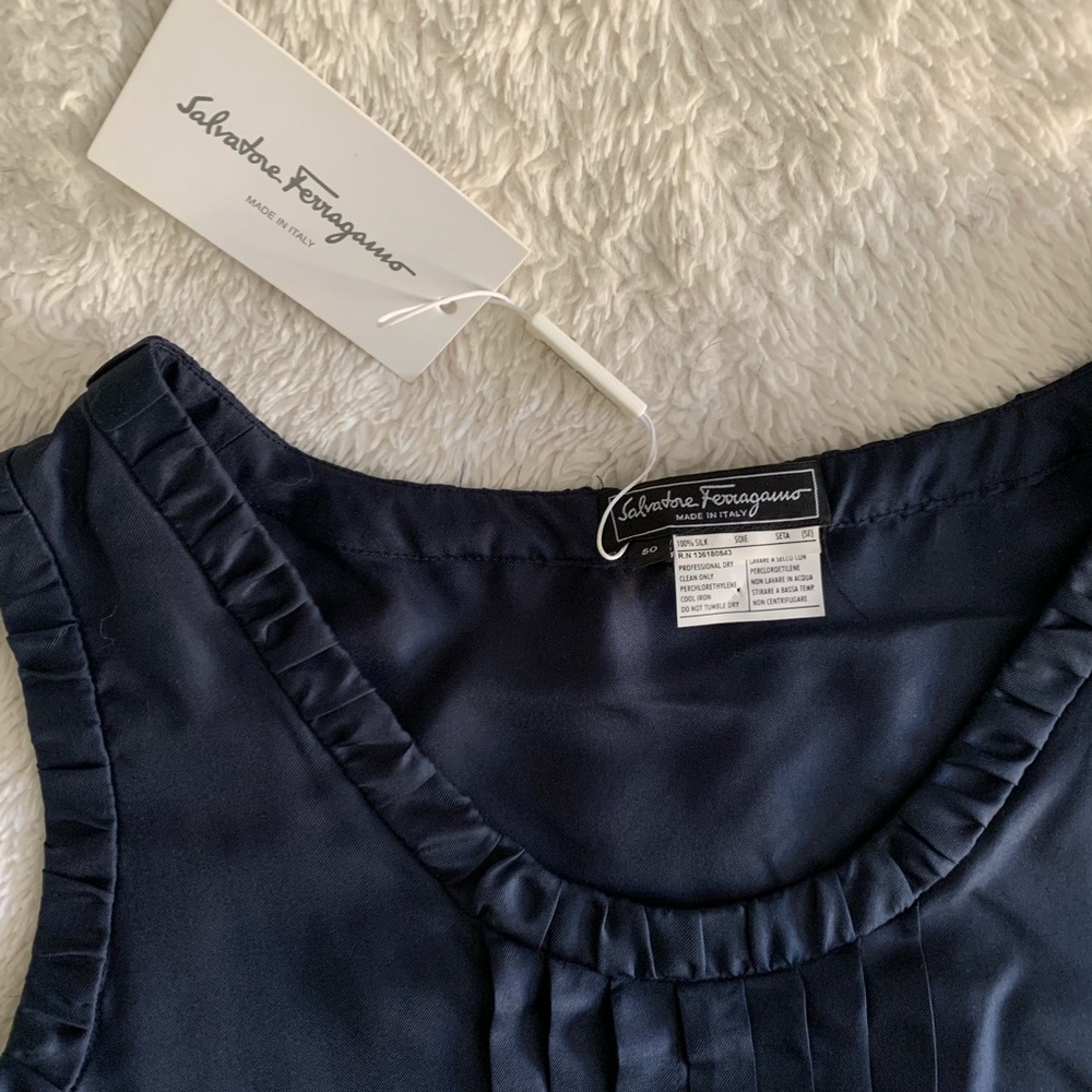 VINTAGE CORSET STYLE FARRAGAMO 100% SILK TOP